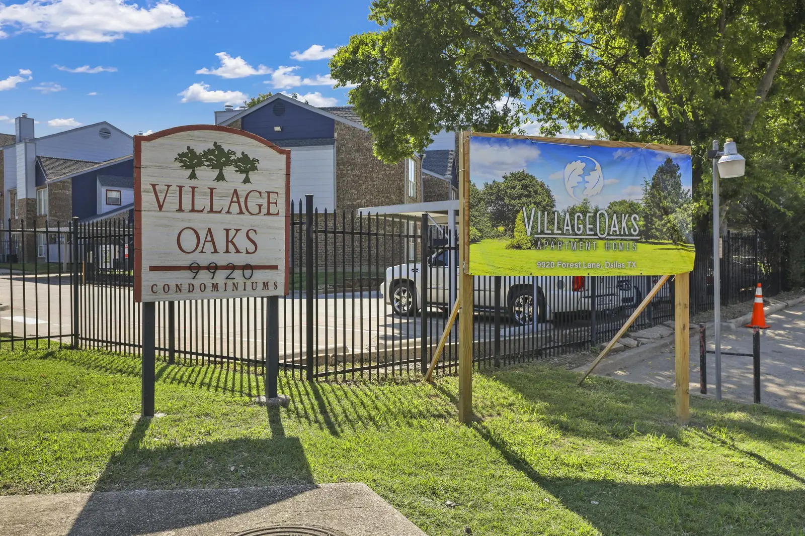 Village Oaks entrance sign on Forest Lane