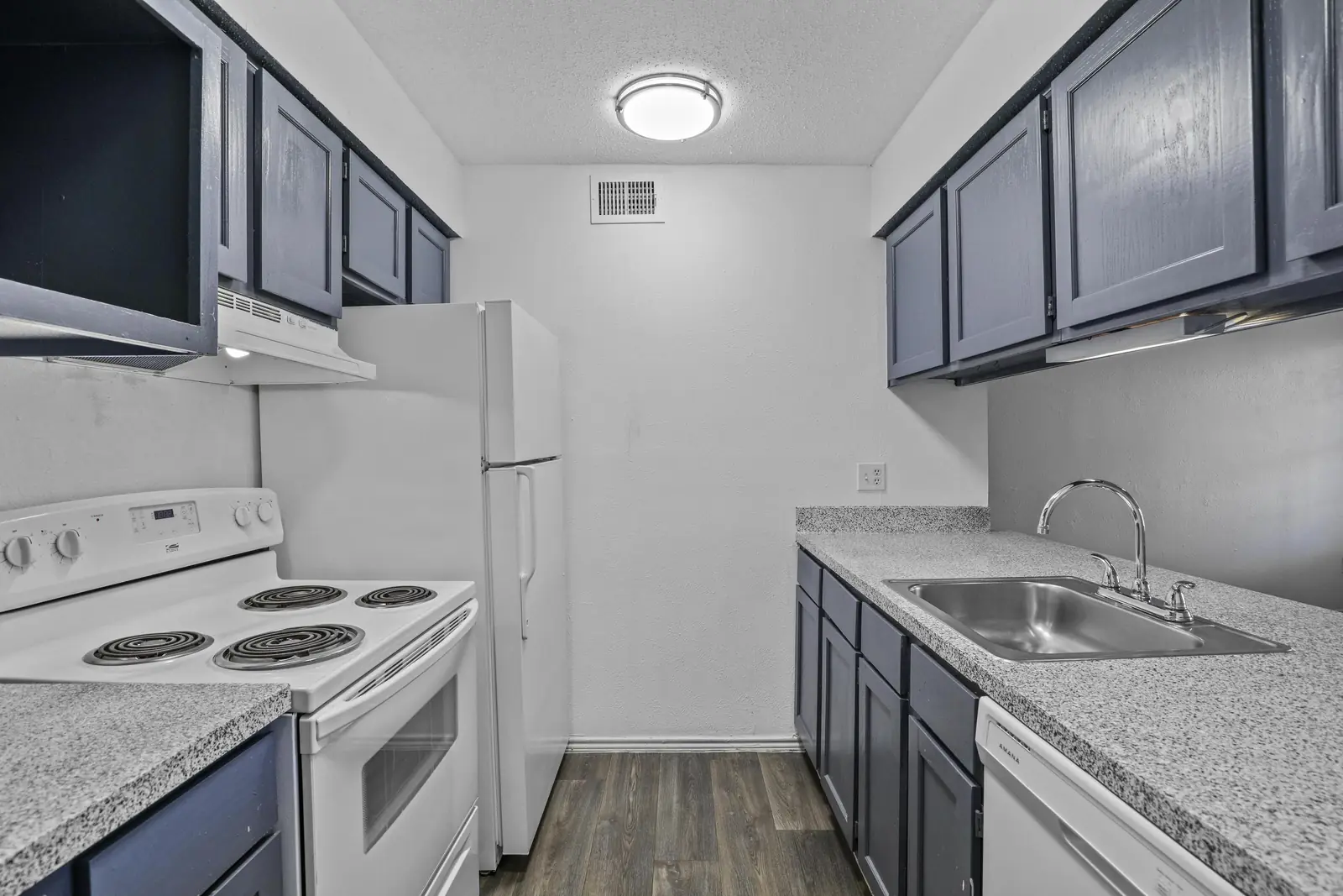 Townhome kitchen with range and generous counter space